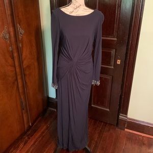 ❤️ David Meister Embellished-Cuff Ruched Gown (NAVY) Size 10 ❤️